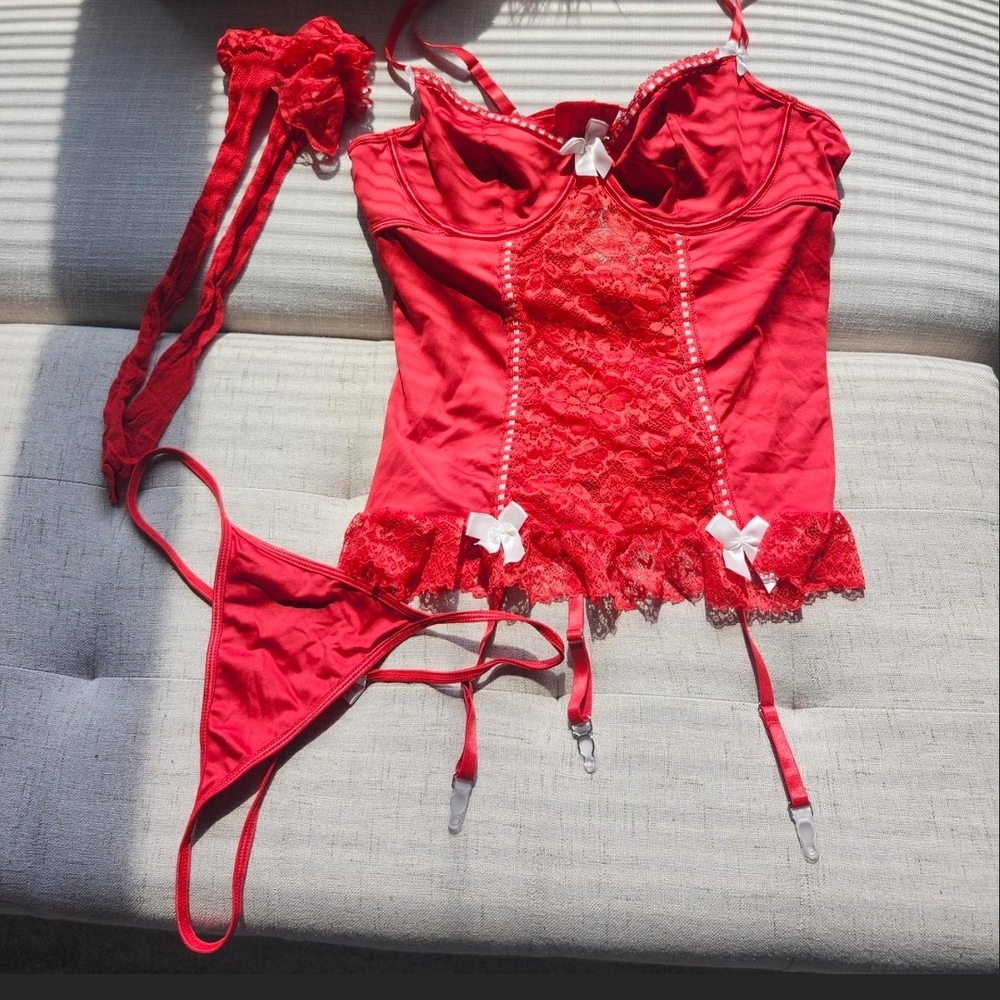 Red Lace Lingerie Set